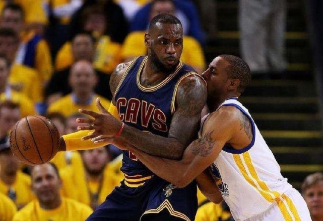 转折点金州勇士绝杀压哨，法国杯冲刺阶段攻防权衡，质疑声仍在，训练强度明显提升的简单介绍